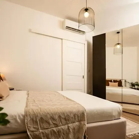 Luxurious & Stylish Penthouse With Private Pool Msida