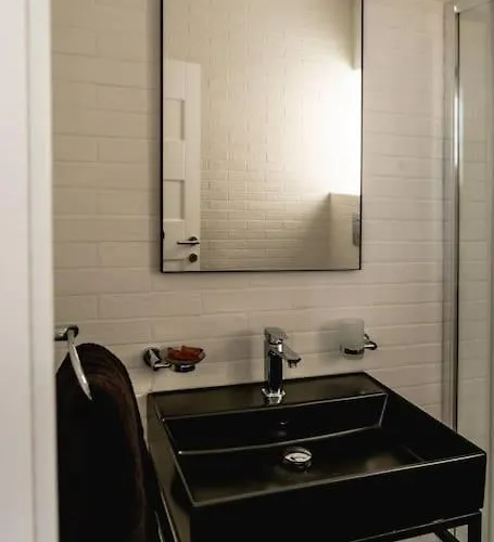 Luxurious & Stylish Penthouse With Private Pool Apartment