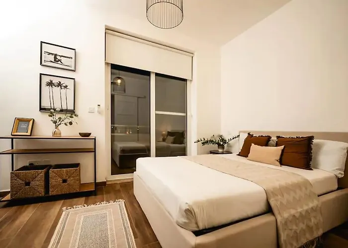 Luxurious & Stylish Penthouse With Private Pool